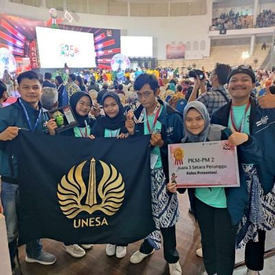 Aksaranesia, Wadah Literasi Berbasis Aplikasi Antarkan Tim UNESA Raih Perunggu PKM-PM 2022