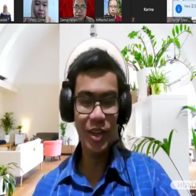 Tingkatkan Kemampuan Menulis Mahasiswa, Jurusan Bahasa dan Sastra Mandarin FBS UNESA Gelar Mimbar Ilmiah