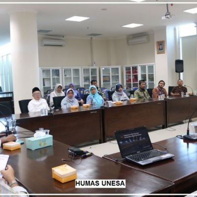 Pelepasan Calon Jamaah Haji Keluarga Besar Unesa