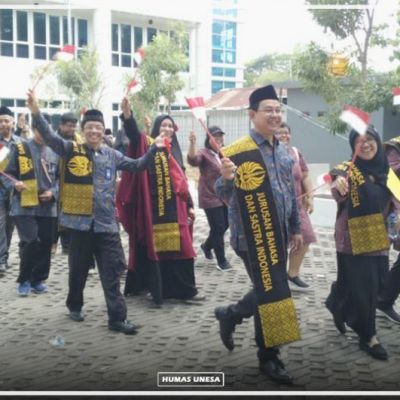 Meriahkan Lomba Pawai Budaya, JBSI Raih Juara