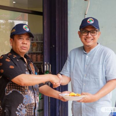 Kocika Mart Lidah Wetan Mulai Beroperasi, Komitmen UNESA PTNBH