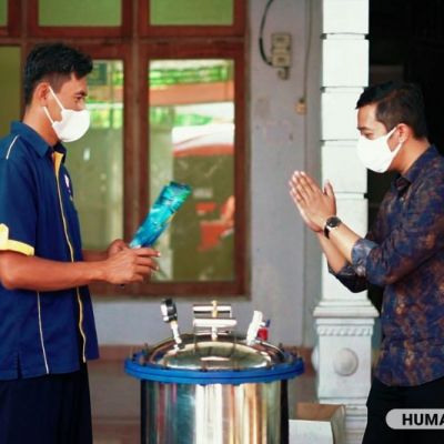 Suport UMKM Bakpia di Magetan, Dosen UNESA Rancang Mesin hingga Adakan Pelatihan