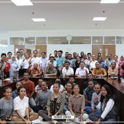 Rektor Menjamin Mahasiswa Papua di Unesa dalam Keadaan Baik