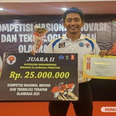 Keren Berkat Inovasi Smart Footwork Badminton Trainer, Tim Dosen UNESA Dapat Juara dan Apresiasi dari Kemenpora
