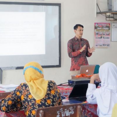 UNESA dan Pemkab Magetan Fokus Tingkatkan Literasi Digital di Sekolah