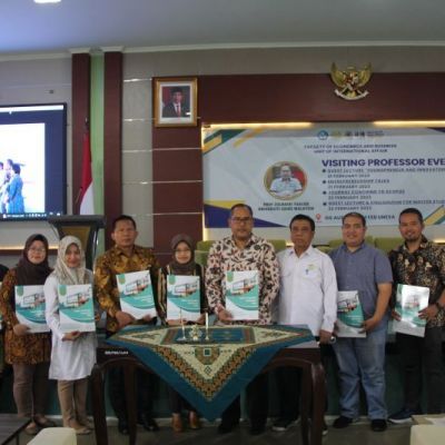 Hadirkan Pakar dari Malaysia, FEB Internasionalisasi Program lewat Visiting Professor
