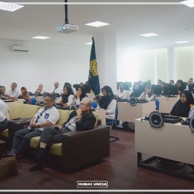 Ismunandar Ajak Perguruan Tinggi untuk Respon Perkembangan Era Revolusi Industri 40