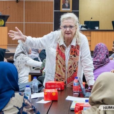 Perkuat Pembelajaran ala Pendidikan di Eropa, Lasbchool UNESA Hadirkan Pakar dari Australia
