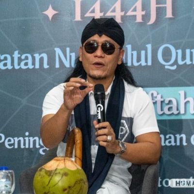 Puluhan Quotes Gus Miftah Warnai Peringatan Nuzulul Quran di UNESA
