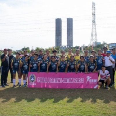 Perlawanan Tim Sepak Bola Wanita UNESA dalam Laga Debutnya di Piala Pertiwi Jatim 2024