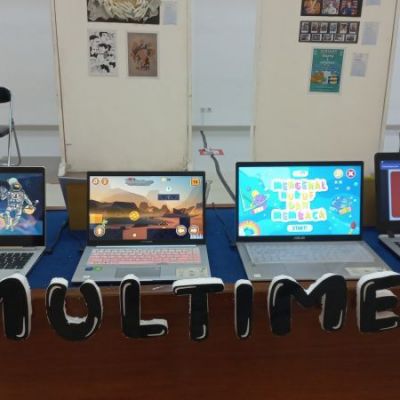 Mahasiswa UNESA Sosialisasikan Jurusan Lewat Karya dan Inovasi
