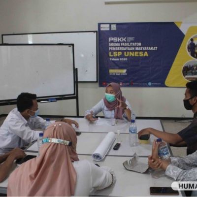 JURUSAN PLS UNESA SELENGGARAKAN TES UJI KOMPETENSI FASILITATOR PEMBERDAYAAN MASYARAKAT
