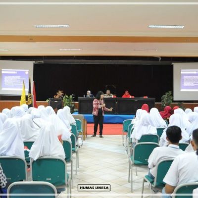Tak Ingin Terhenti hanya di Tingkat SMA, SMAN 1 Babat Kunjungi Unesa untuk Gali Informasi dan Motivasi