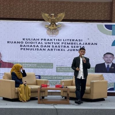 Pakar UNESA Beri Kuliah Praktisi Pemanfaatan AI dalam Penulisan Ilmiah