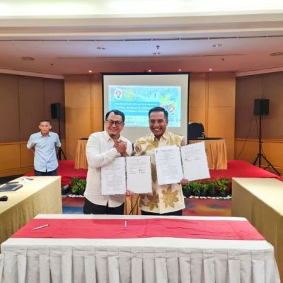 UNESA Teken MOU dengan Deputi Sentra Pembinaan Olahraga Prestasi Perkuat Program SLOMPN