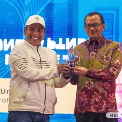 Prof Nizam Plt Dirjen Dikti Bagikan LOTEK di UNESA, Kunci Kemajuan PTNBH