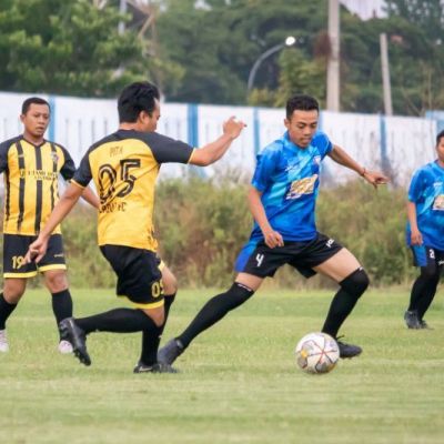 UNESA FC Cetak 5 Gol Lawan Komunitas Guru Driyorejo
