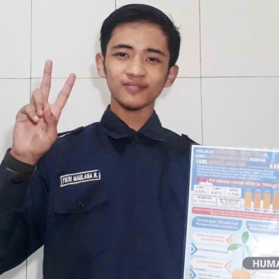 Mahasiswa FIP Unesa Raih Juara Nasional Poster Infografik