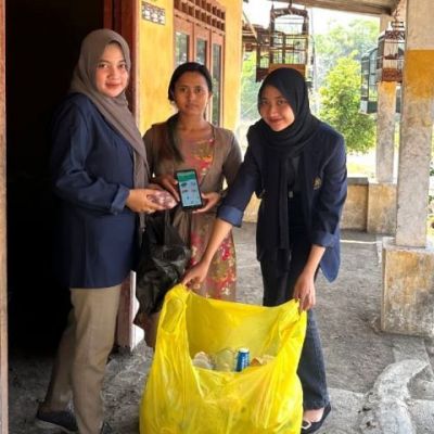 Atasi Persoalan Sampah, Tim PPK Ormawa Rancang Aplikasi SIMENS, Ada Fitur Panggil dan Lokasi