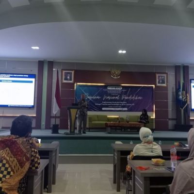 Jadi Pembicara di UNESA, Direktur KSPSTK Beberkan Strategi Implementasi Kurikulum Merdeka di Sekolah