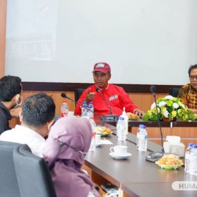 UNESA, GVF dan Yayasan Mata Hati Siapkan 300 Kursi Roda untuk Anak-anak Disabilitas