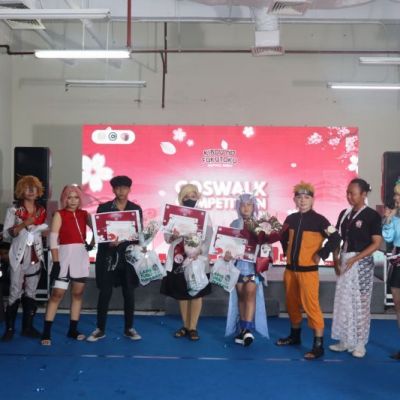 Mahasiswa Ikom Helat Festival Bunga Jepang yang Dihadiri Ratusan Peserta