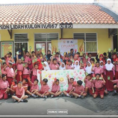 Latih Literasi Siswa Melalui CIPLUKAN
