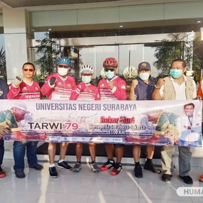 Unesa Dukung Tarwi Pecahkan Rekor MURI Bersepeda Surabaya-Jakarta