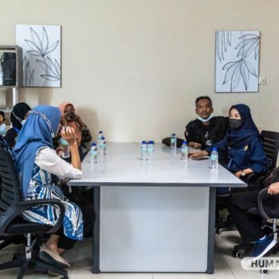 UPT Humas Terima Kunjungan dari IAIN Salatiga, Diskusi Soal Tata Kelola Kehumasan hingga Tour Kampus