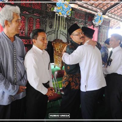 Mempererat Silaturahmi, FBS Gelar Halal Bihalal