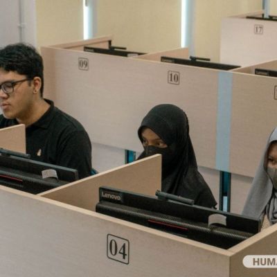 Berita Foto Pendaftar Prodi Kedokteran UNESA Jalani Tes Psikologi
