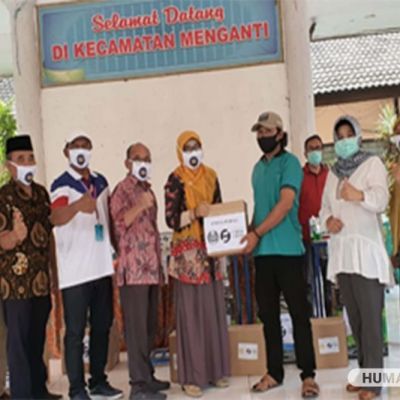 Saling Menguatkan Selama Pandemi Lewat Bantuan Paket Sembako