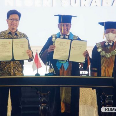 Perkuat Sinergi, UNESA Teken MoU dengan Sejumlah Mitra di Sela Wisuda