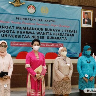 DWP UNESA Tebarkan Spirit Kartini Lewat Diskusi Literasi