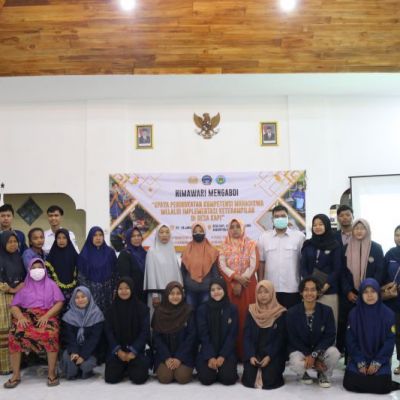Mahasiswa UNESA Edukasi Masyarakat Akan Bahaya dan Pencegahan PTM