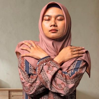 IWD Diperingati Setiap 8 Maret, Dosen UNESA Perempuan Bukan Pelayan, Bukan Second Class