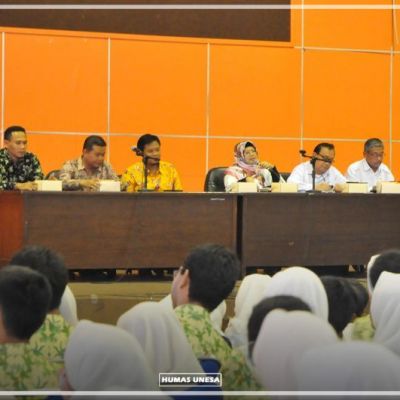 Tiga Sekolah Gali Informasi Langsung ke Unesa