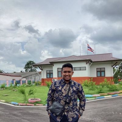 Begini Pengalaman Mahasiswa UNESA yang Magang di Negeri Gajah Putih