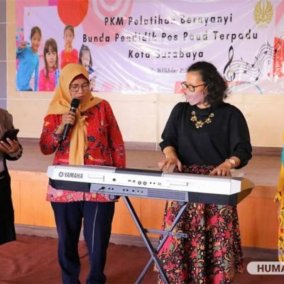 Sambut PTM Jenjang PAUD, UNESA Latih Pendidik Pos PAUD Terpadu Membuat Lagu