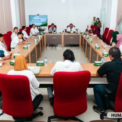 UNESA Sharing Pendirian Fakultas Kedokteran FK dengan Pimpinan UTM