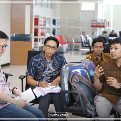 Kemenristekdikti Lakukan Monev Mahasiswa Bidikmisi Unesa