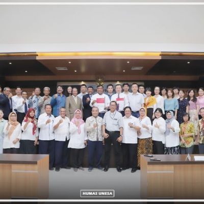 Unesa Lakukan MoU dengan 23 PT dari Jiangsu China