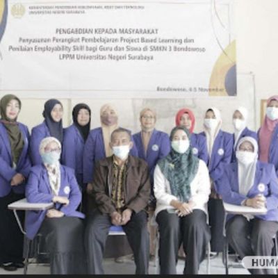 Dosen UNESA Fasilitasi Guru Kembangkan Perangkat Pembelajaran