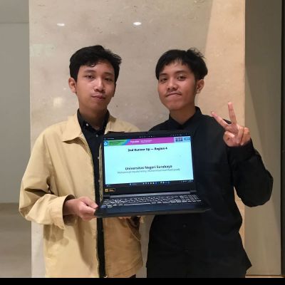 Sering Tantang Debaters Lain, Tim UNESA Raih Overall Standing dan Melaju ke Nasional