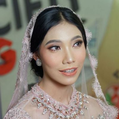Jadi Tren, Puluhan Peserta Belajar Makeup Flawless with Stevie dan Mahasiswa Pendidikan Tata Rias