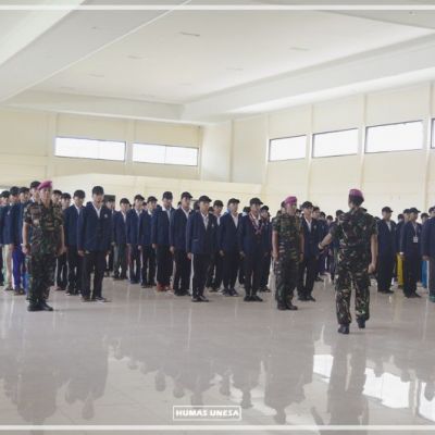 Unesa Bekali Pendidikan Karakter dan Leadership pada Pengurus Ormawa dan UKM Periode 2019