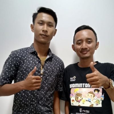 Baju Tim IT UNESA Selamatkan Peserta Tes UTBK