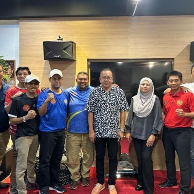 Fakultas Vokasi UNESA Bantu Kembangkan Manajemen Performa Atlet Kriket Malaysia