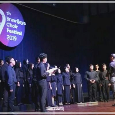 UKPSM Unesa Sebet Silver Medal dalam Ajang Paduan Suara Nasional 9th BCF