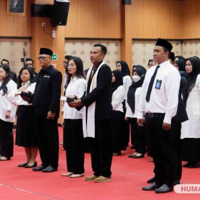 Berita Foto UNESA Tambah Puluhan Dosen Muda